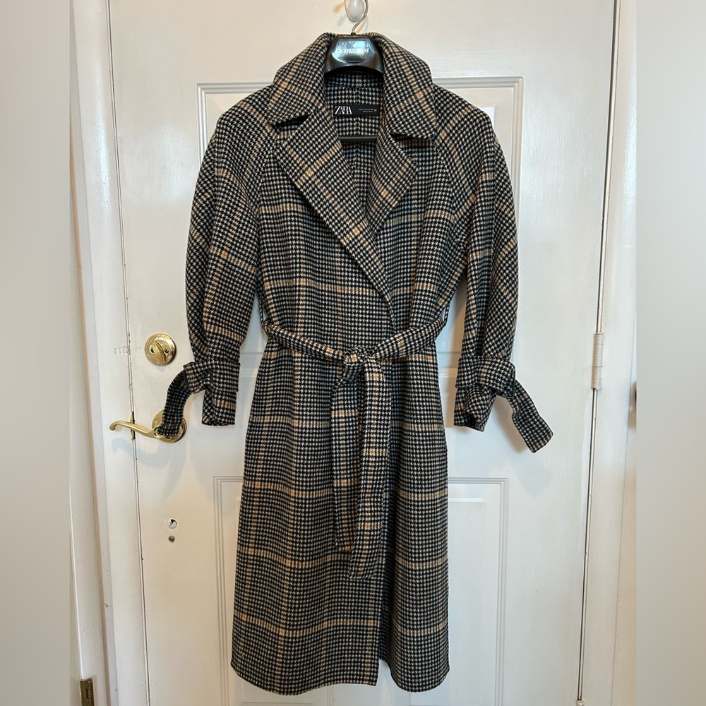 Zara  Belted Plaid Coat Size S Brown Pockets Trench Long